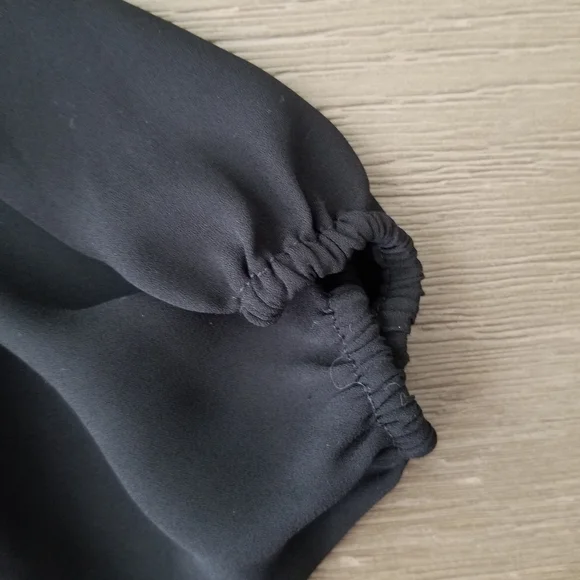 ❤️❤️FREE❤️❤️with any purchaseLoft Blouse - Picture 9 of 10